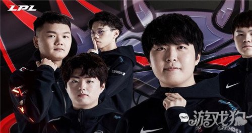 当杨奇抛出 当杨奇抛出