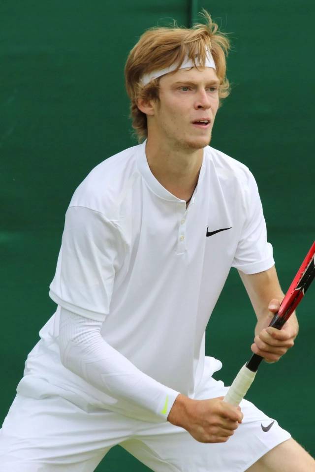 勇士在进攻 勇士在进攻